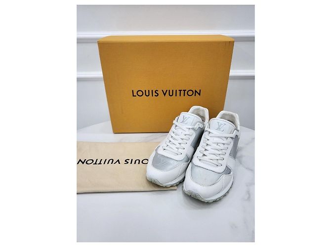 Louis Vuitton Sneakers Prism Monogram Runaway Argento - vista 6