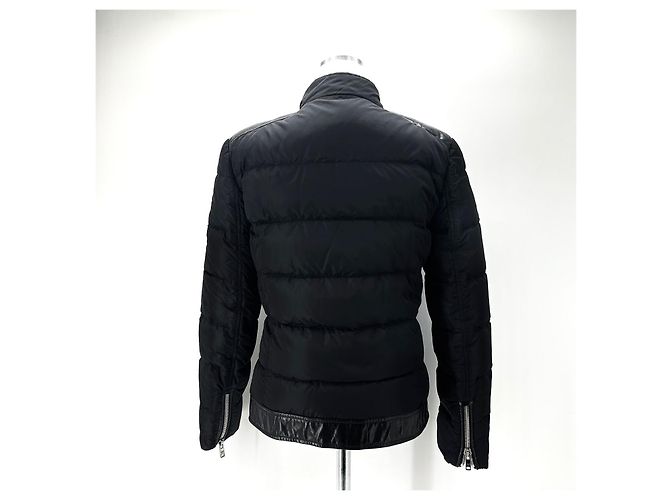 Prada Gesteppte Rider Kurzjacke für Damen mit Triangle-Logo Schwarz - Ansicht 6