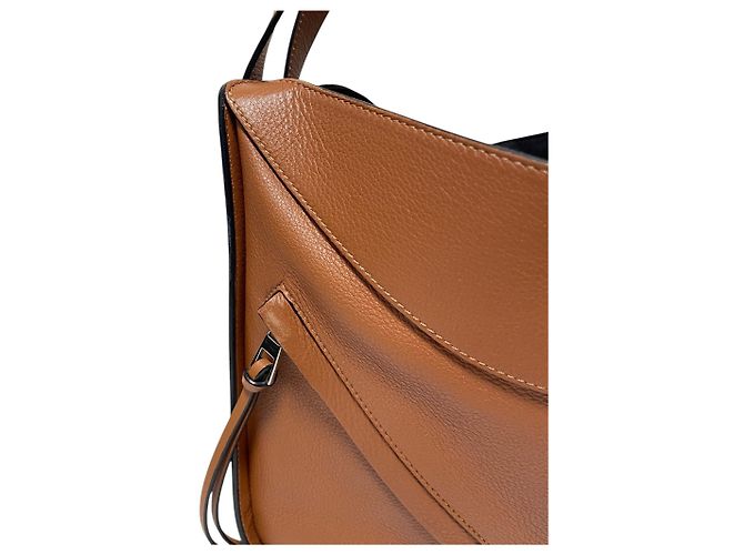 Loewe Bolso Tote y Bolso de Hombro Hammock Small Tan - vista 5