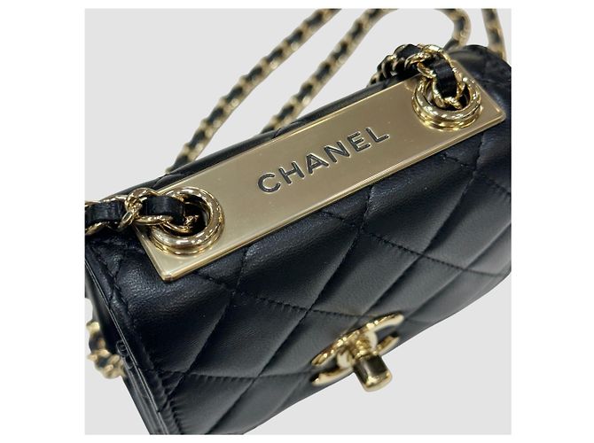 Chanel Mini borsa a catena Trendy CC in agnello nero e oro - vista 11