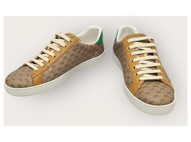 Gucci Sneakers Disney GG Supreme Mickey Mouse Ace Marrone - vista 4