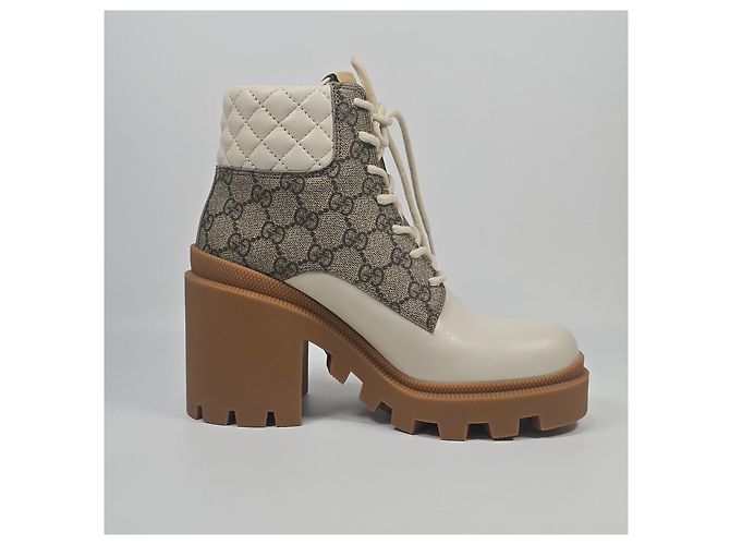 Gucci Stivaletti con lacci in pelle GG Supreme con tacco da donna - vista 6