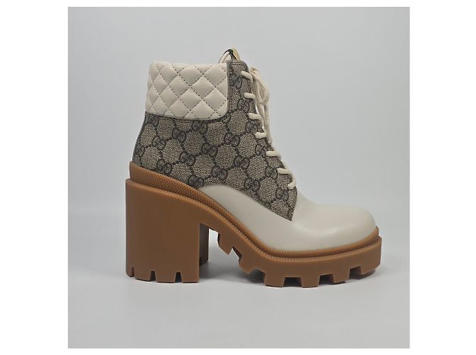 Gucci Stivaletti con lacci in pelle GG Supreme con tacco da donna - vista 8