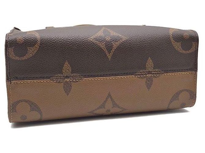 Louis Vuitton Monogram OnTheGo PM Marrom - vista 7