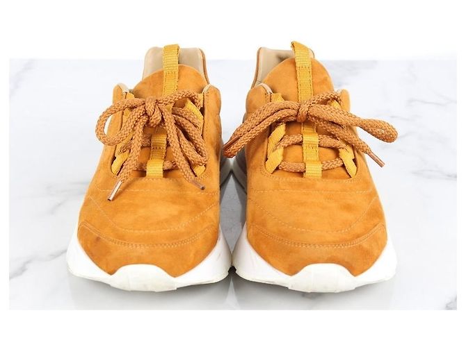 Hermès Sneakers Suede Drive Gold Marrone - vista 3