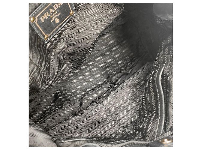 Prada Borsa a Spalla e Tote in Nappa Gauffre Nero - vista 7