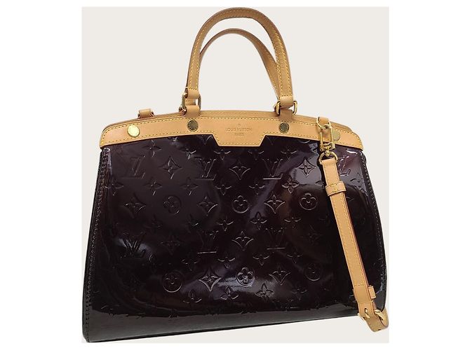 Louis Vuitton Borsa a tracolla Brea in vernice bordeaux Rosso - vista 3