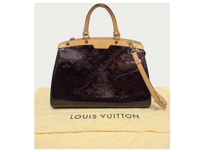 Louis Vuitton Borsa a tracolla Brea in vernice bordeaux Rosso - vista 7