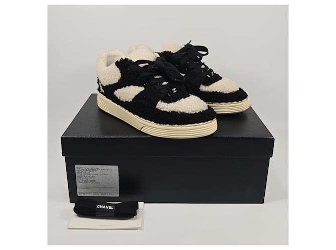 Chanel Shearling-Sneaker Mehrfarben - Ansicht 2