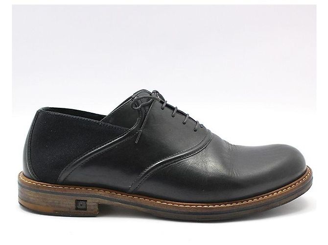 Louis Vuitton Schwarze Schnürschuhe aus Leder mit Bändern - Ansicht 4