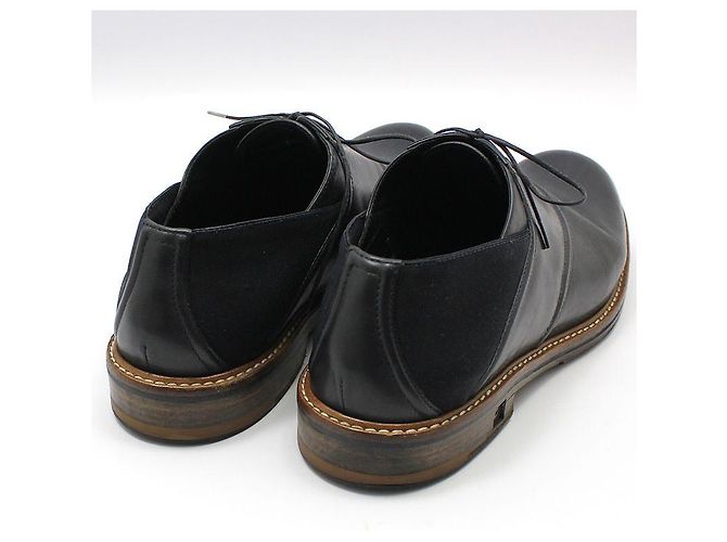 Louis Vuitton Schwarze Schnürschuhe aus Leder mit Bändern - Ansicht 5