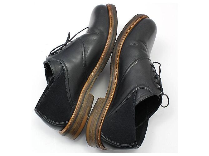 Louis Vuitton Schwarze Schnürschuhe aus Leder mit Bändern - Ansicht 7
