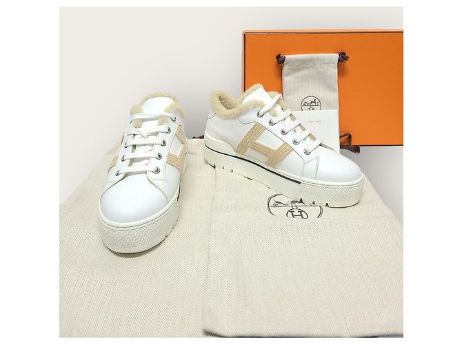Hermès Sneakers Abain-Taj in shearling con logo bianco - vista 8