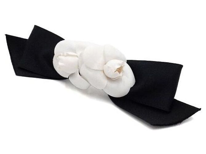 Chanel Vintage weiße Kamelie Haarspange - Ansicht 2