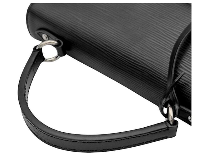 Louis Vuitton Cluny BB Negro - vista 3