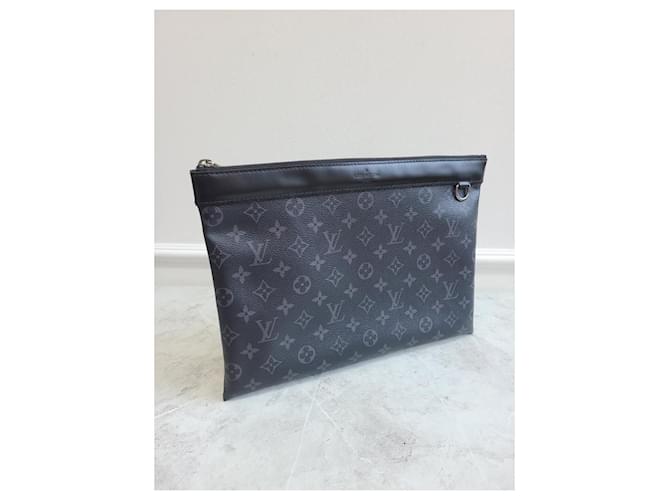 Louis Vuitton Clutch Apollo con monogramma Eclipse Nero - vista 3
