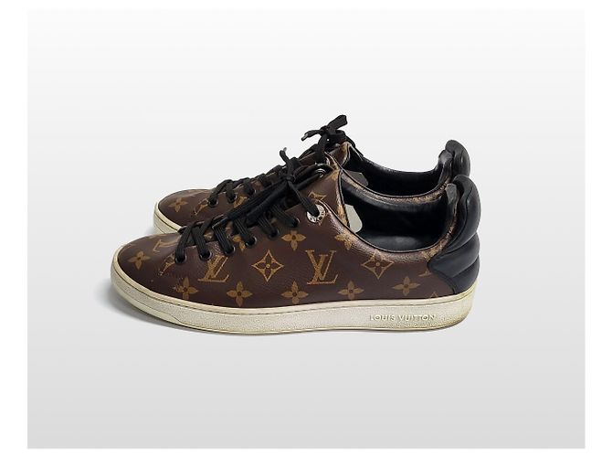 Louis Vuitton Sneakers Monogram Frontrow Marrone - vista 3