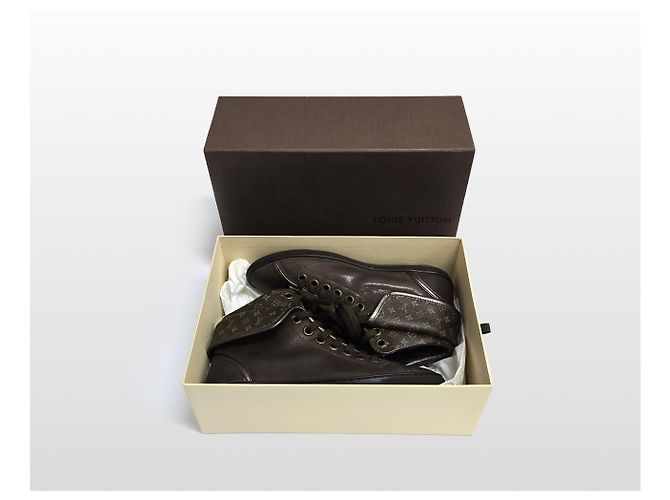 Louis Vuitton Sneaker Brea Foldover da donna Marrone - vista 12
