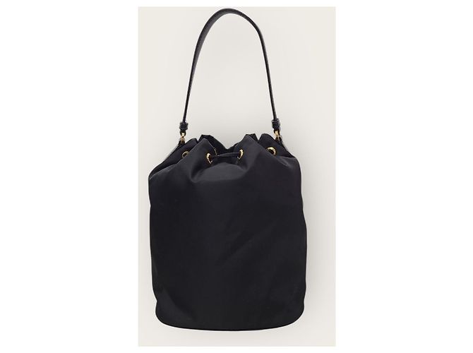 Prada Bucket Bag Black Re-Nylon Logo Schwarz - Ansicht 5