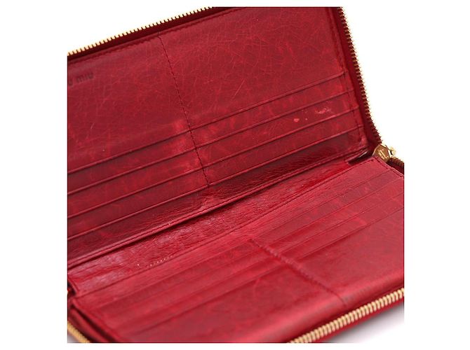 Miu Miu Cartera larga de piel napa acolchada Roja - vista 5