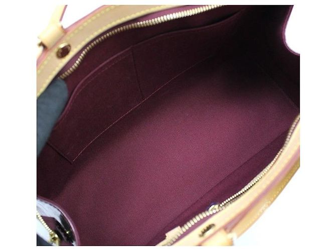 Louis Vuitton Monogram Vernis Brea MM Shoulder Bag Red - view 6