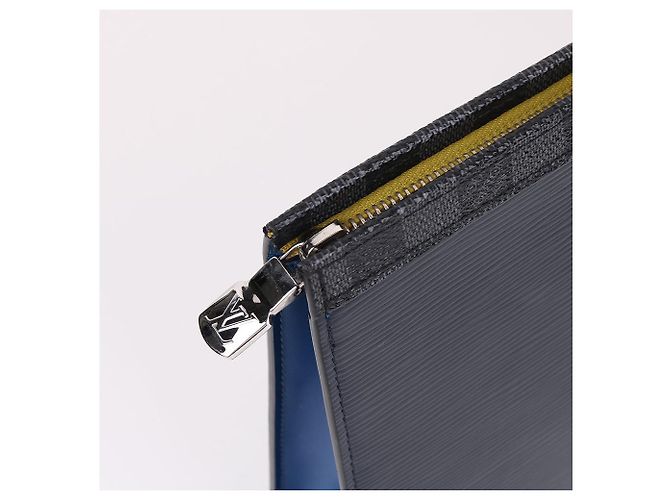 Louis Vuitton Clutch Epi Voyage MM Multicolor Multicolore - vista 8