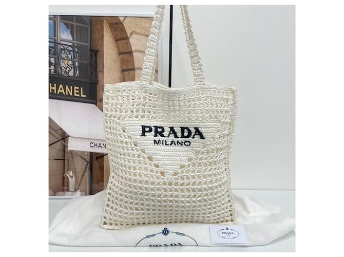 Prada Raffia Schultertasche Schwarz - Ansicht 2