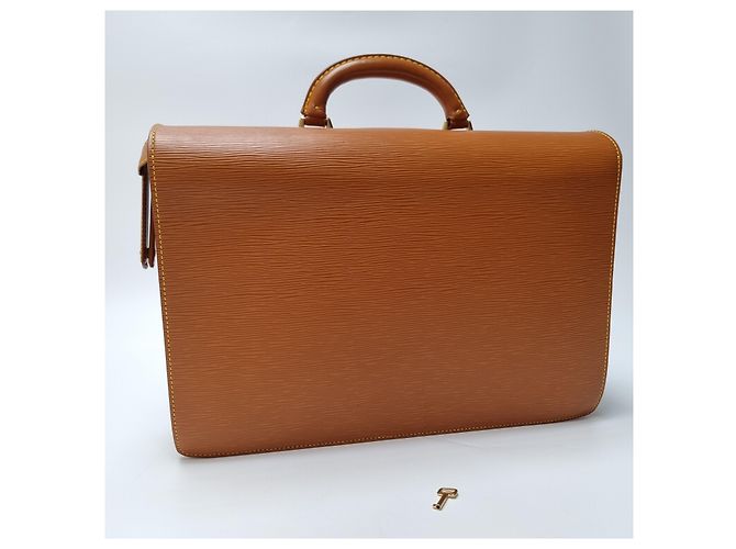 Louis Vuitton Porte-documents Serviette en cuir Epi Fermoir Camel - vue 10