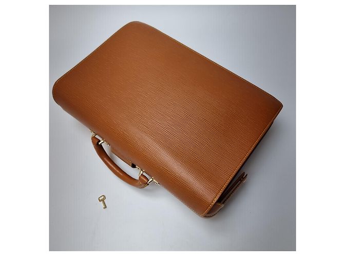 Louis Vuitton Porte-documents Serviette en cuir Epi Fermoir Camel - vue 13