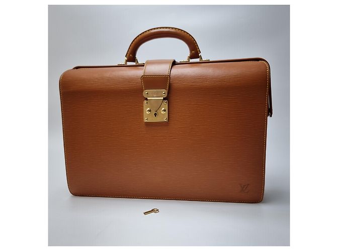 Louis Vuitton Porte-documents Serviette en cuir Epi Fermoir Camel - vue 3
