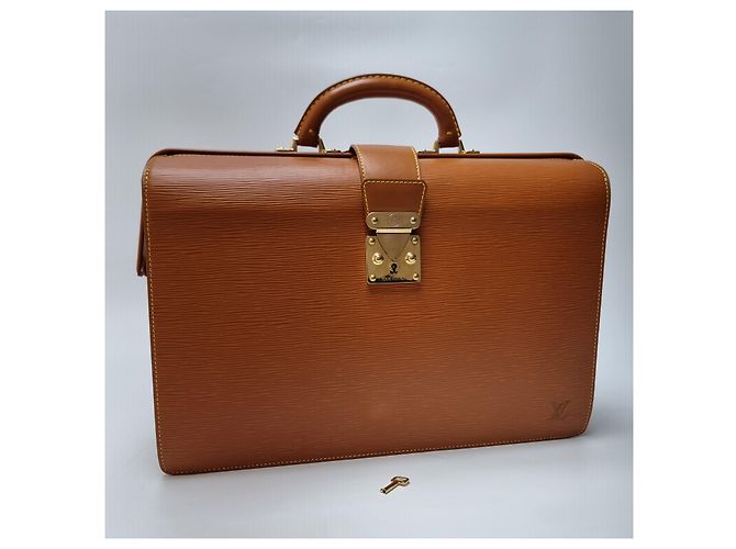 Louis Vuitton Porte-documents Serviette en cuir Epi Fermoir Camel - vue 4