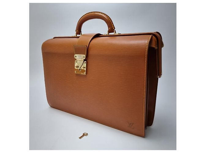 Louis Vuitton Porte-documents Serviette en cuir Epi Fermoir Camel - vue 6