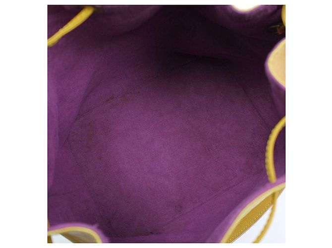 Louis Vuitton Borsa a tracolla Petit Noé in Epi giallo - vista 12