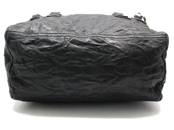 Givenchy Borsa a tracolla Pandora Medium in pelle di pecora nera stropicciata argento Nero - vista 5