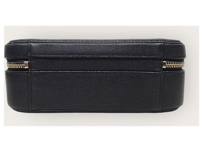 Chanel Borsa Tote con Manico Superiore e Spalla Black Caviar Gold-tone Cosmetic Medium Nero - vista 6
