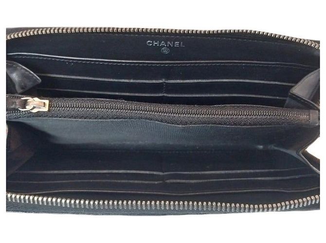 Chanel Cartera larga con cremallera de piel de cordero negra Serie Negro - vista 4