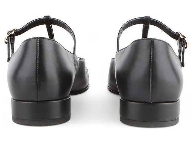 Chanel Scarpe basse Mary Jane con cinturino a T Taglia Nero - vista 6