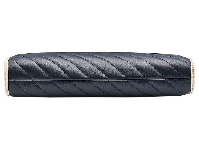 Gucci Borsa a tracolla GG Marmont in matelassé chevron blu con catena dorata - vista 7