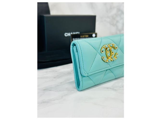 Chanel 19 Chanel Cartera con solapa Gold Mint Verde - vista 4