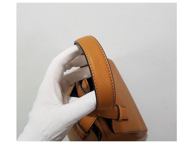 Loewe Hammock Nugget Bag - view 6