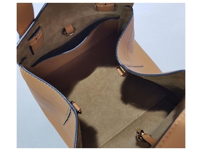 Loewe Hammock Nugget Bag - view 9