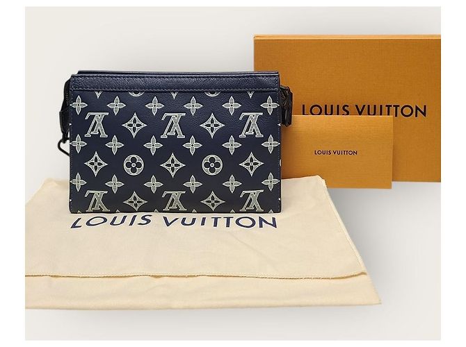 Louis Vuitton Portafoglio Wearable Gas Can con monogramma ombra blu inchiostro e bianco - vista 8