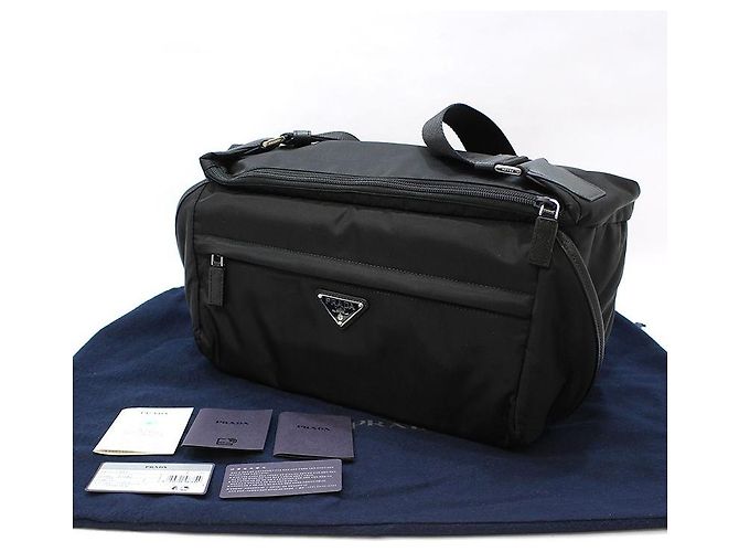 Prada Borsa a tracolla grande Re-Nylon Tessuto Pocono Biker, non utilizzata / Nero - vista 2
