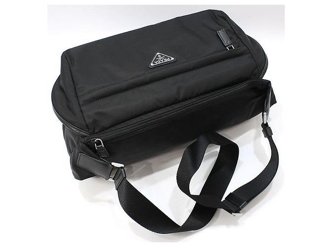 Prada Borsa a tracolla grande Re-Nylon Tessuto Pocono Biker, non utilizzata / Nero - vista 3