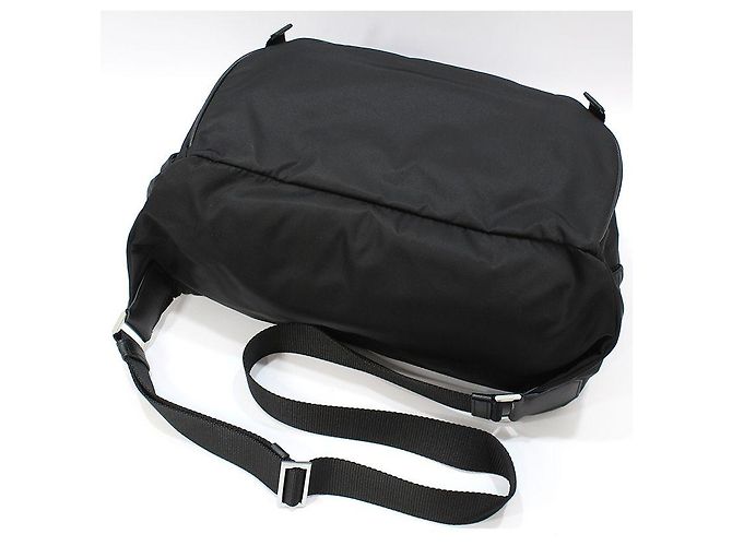 Prada Borsa a tracolla grande Re-Nylon Tessuto Pocono Biker, non utilizzata / Nero - vista 4