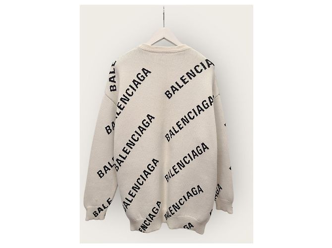 Balenciaga Weißer Strickpullover mit durchgehendem Multi-Logo-Print - Ansicht 4