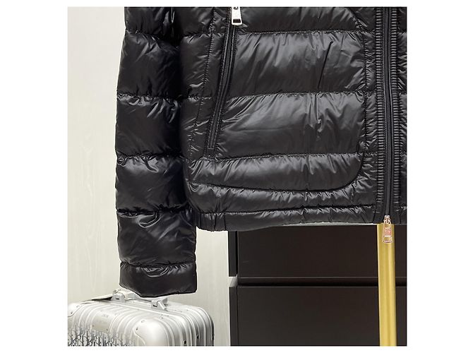 Moncler Acorus Short Down Puffer Black - view 4