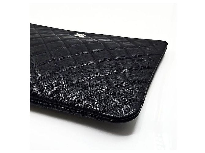 Chanel Clutch Caviar New Medium Nero - vista 5