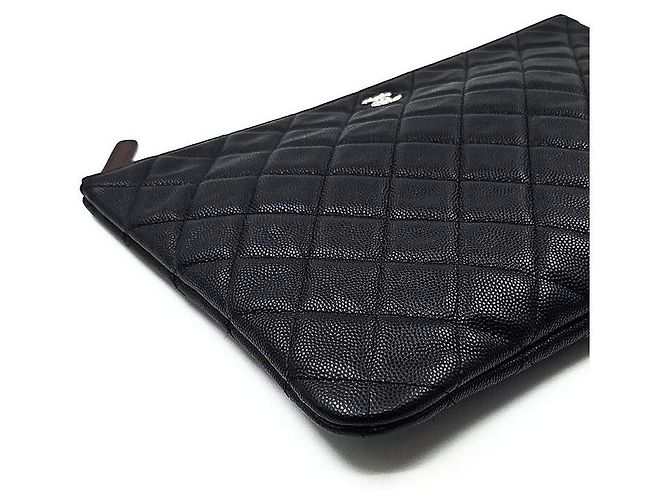 Chanel Clutch Caviar New Medium Nero - vista 6