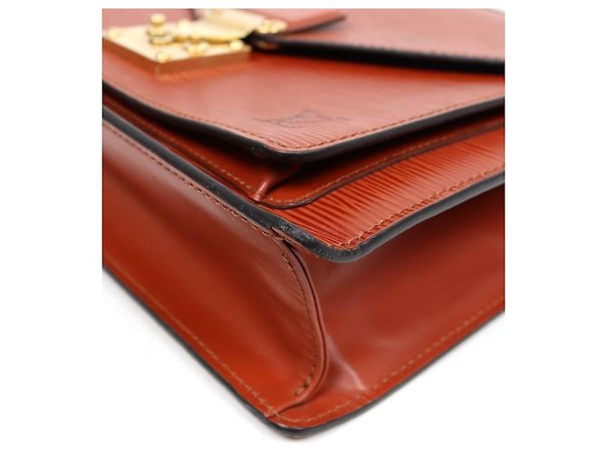 Louis Vuitton Bolso Epi Montsouris marrón Castaño - vista 5